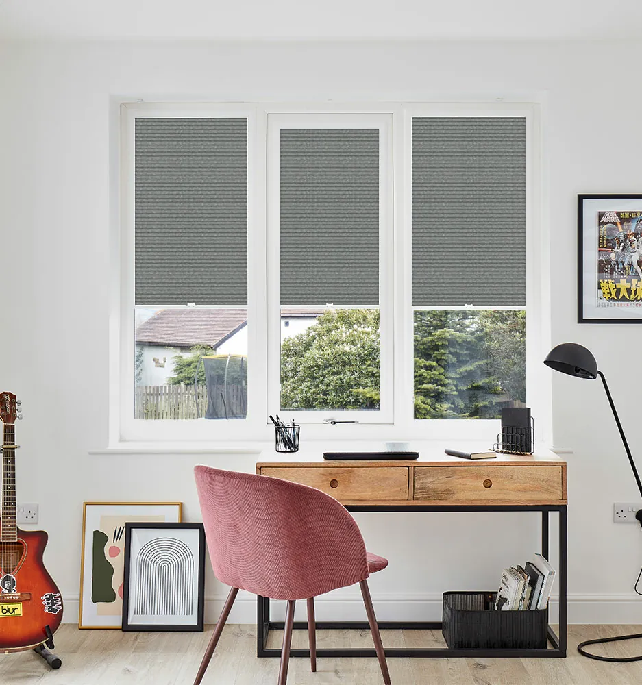 CELL PF RAFFIA BO FLINT WINDOW CELL PF RAFFIA BO FLINT WINDOW